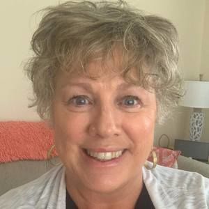 Meet your Posher, Janet